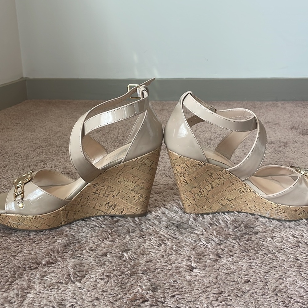 Marc Fisher wedges